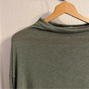 Leith mock neck sweater